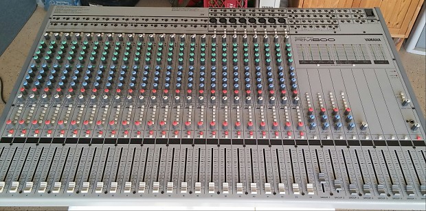 YAMAHA レコーディングミキサーRM800