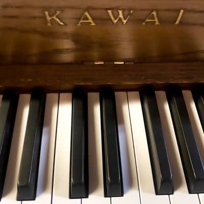 Classic 46'' upright piano Kawai model UST-7 image 4