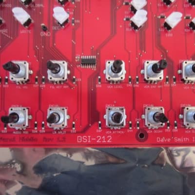 DSI Poly Evolver Encoder boards complete set + knobs image 3