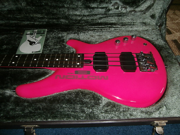 Vintage 1980's Yamaha MB-III Motion Bass w/ Original Case
