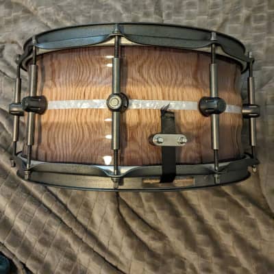 HHG Drums Contoured Red Oak Stave Snare Drum 14x7 Smoky Gloss w/Gunmetal Hardware image 5