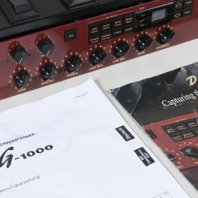 Yamaha DG-1000 Digital Guitar Pre-amplifier + Roland FC-100