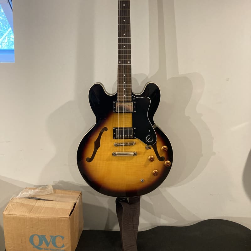 Epiphone Dot Deluxe Flametop Semi-Hollow Electric Vintage Sunburst