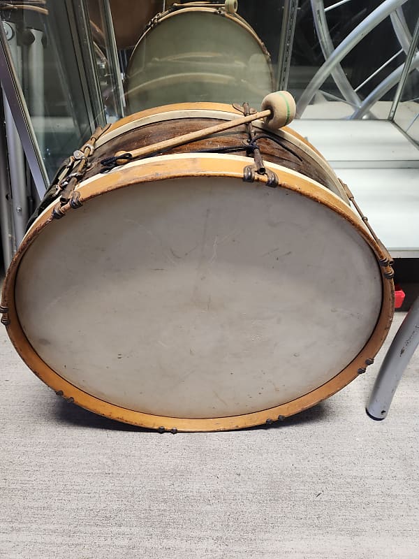 26” Vintage Marching Band Bass Drum Super Cool Reverb