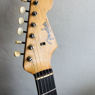 Fender Musicmaster with Brazilian Rosewood Fretboard 1961 Original Case image 5