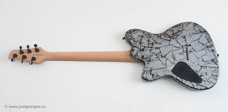 Ibanez NDM 1 TSG 2003 , Rare Noodles (The Offspring) Signature