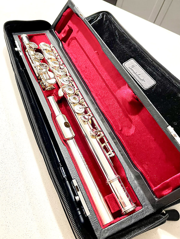 Gemeinhardt Gemeinhardt Professional Flute Model 33SB (New) Reverb