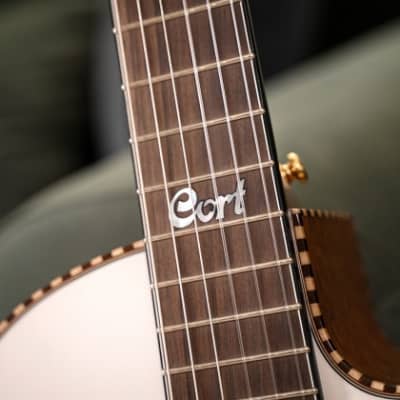 Cort Sol Encanto White Blond w/Gigbag (B Stock) image 12