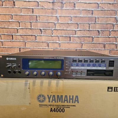 Yamaha A4000