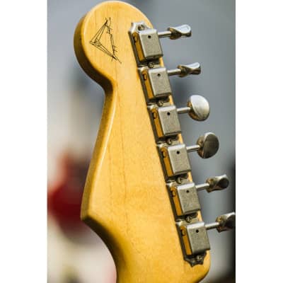 2004 Fender Custom Shop Yuriy Shishkov Masterbuilt 50th Anniversary 54 Stratocaster 2 Tone Sunburst image 22