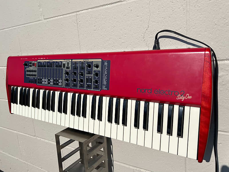 Clavia Nord Electro 2 61 key 2003 - Red