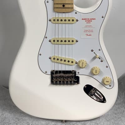 Fender Made in Japan Hybrid 68 Stratocaster SN:1546 ≒3.60kg 2019 