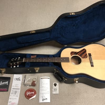 2017 Gibson J35 J-35 Acoustic Electric Guitar in Natural with Case