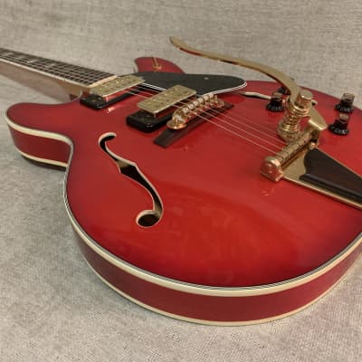 Vintage 1970's Aria Diamond 1242 G Red with Gold Hardware +