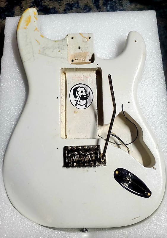 Squier Stratocaster body NC7> 1997 - latex white | Reverb