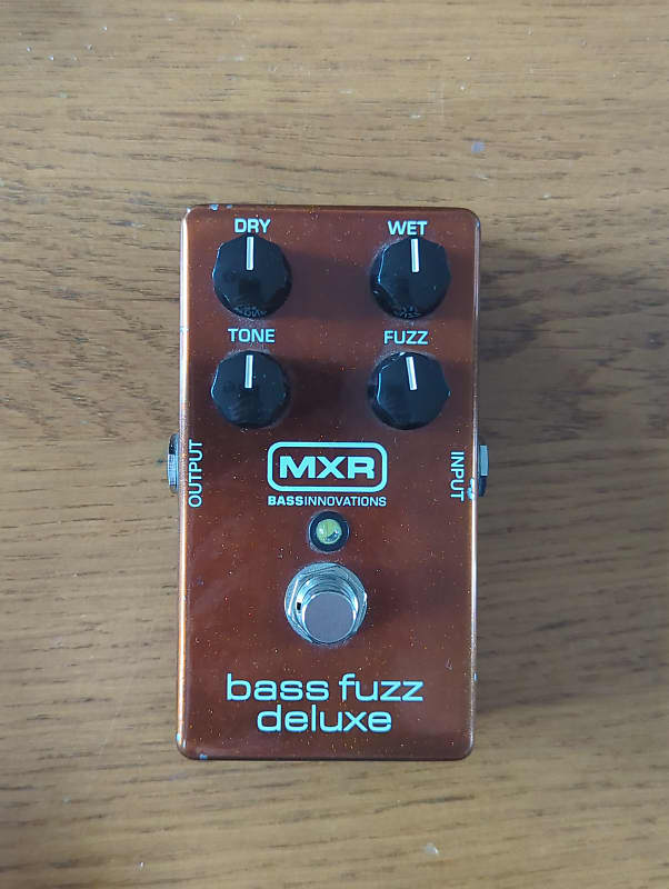 MXR M84 Bass Fuzz Deluxe