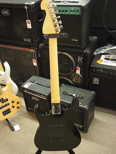 Rare WASHBURN KIRK HAMMETT STUDENT SERIES ELECTRIC GUITAR BLACK