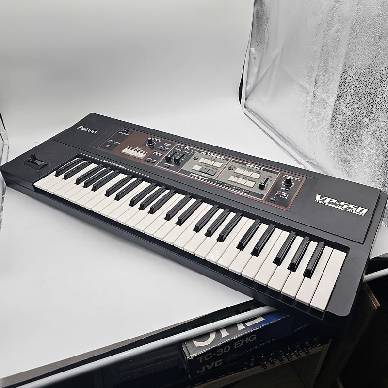 Roland VP-550 49-Key Vocal / Ensemble Keyboard