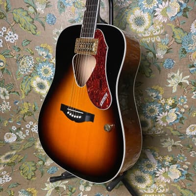 Gretsch G5031FT Rancher Dreadnought with Fideli-Tron Pickup Sunburst