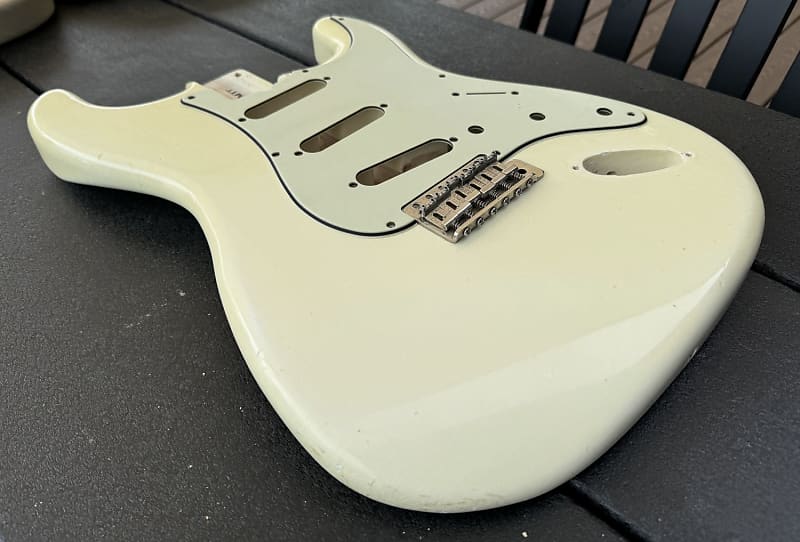ULTRA LIGHTWEIGHT 3lb 5oz Ash MJT VTS Stratocaster Body
