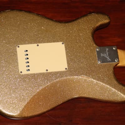 2006 Fender Custom shop 1964 Stratocaster Relic  Rare Gold Sparkle image 4