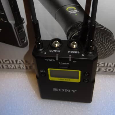 Sony UWP-D12 Wireless Handheld Audio Mic, W/ Camera Shoe Rx Mount For ENG etc., Battery Power, Guaranteed image 8