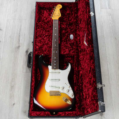 Mint Fender Custom Shop LTD 1965 Stratocaster Closet Classic Guitar, 3-Tone Sunburst image 10