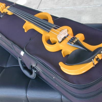 Berkeley Practice Silently Electric Violin w/ Full Acoustic Resonance image 3