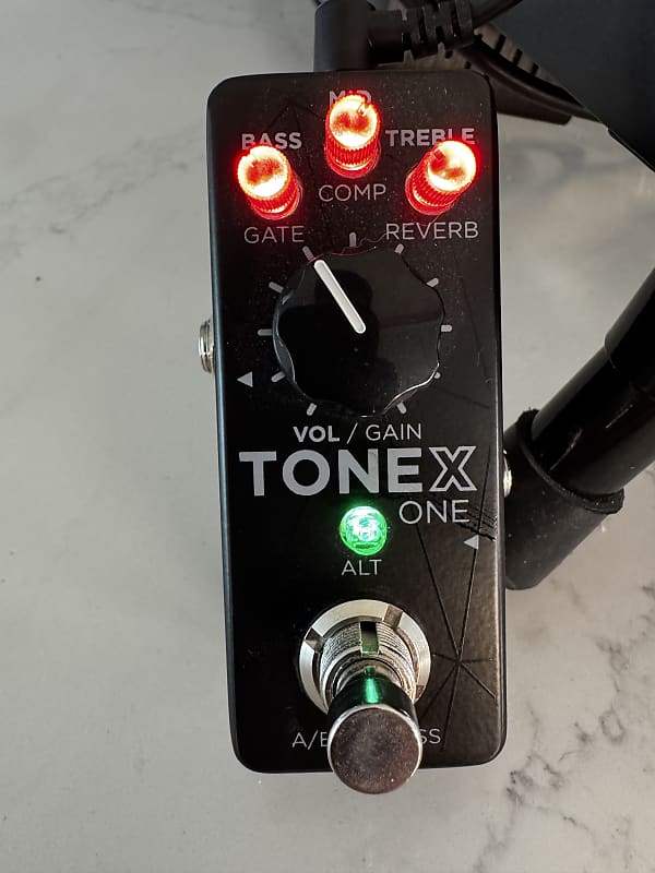 IK Multimedia ToneX One