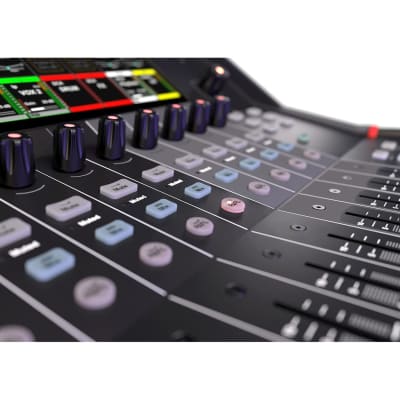 Allen & Heath Avantis Solo 64 Channel 12 Fader Digital Mixing Console with 15.6-Inch HD Capacitive Touchscreen image 2