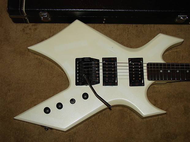 B.C. Rich n.j. warlock 1980's White electric guitar made in