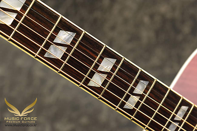 Gibson Montana Custom Shop 2017 Monthly Limited Edition