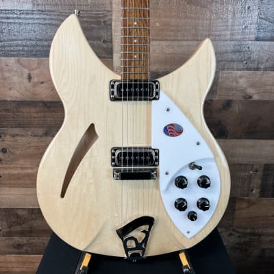 Rickenbacker 【USED】 330 (Fireglo) 【SN.22650】 ｜イケベ