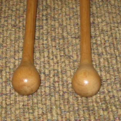 ONE pair new old stock Adams CD9 Cloyd Duff # 9 Hickory Flip Stick (Timpani Flip Stick) CORE: Both cores on one piece turned hickory with bulb shaped wood on one end and small felt ball opposite / TONE COLOR: Extremely bright to general, similar to # 3 image 13