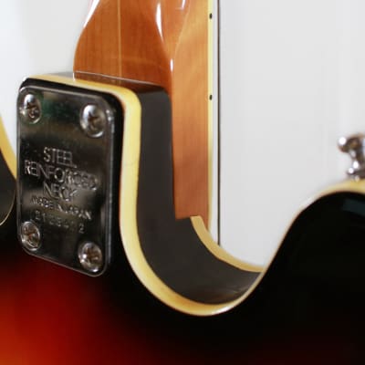 Bruno Conqueror  Semi Hollow Electric Guitar w/ Vibrato Bridge in Sunburst image 22