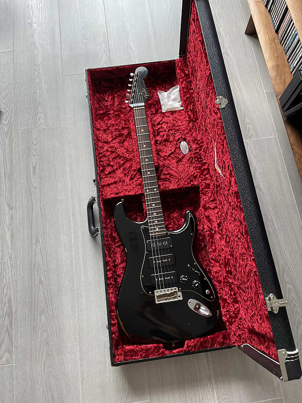 Fender Stratocaster SUGIZO D2 レリック仕様 整備済 Fender Stratocaster SUGIZO D2 レリック仕様 整備済 Fender