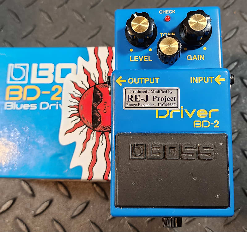 Boss BD-2 Blues Driver w/ Analogman Mod