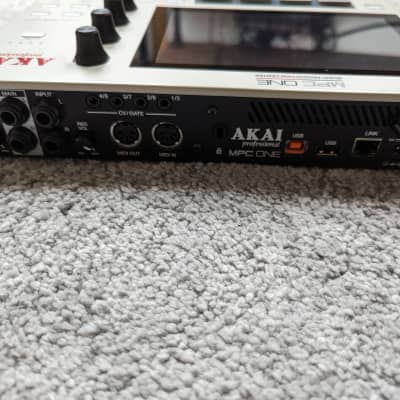 Akai MPC One Standalone MIDI Sequencer Retro Edition | Reverb UK