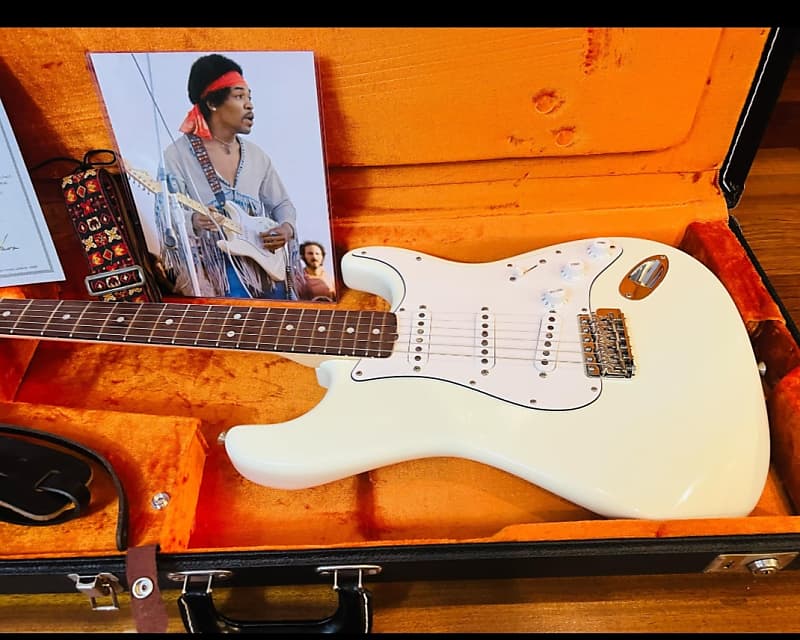Fender Custom Shop '69 ストラトキャスター Fender Custom Shop '69 Reissue Stratocaster NOS | Reverb