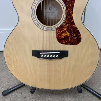 Guild Westerly Collection Jumbo Junior Mahogany Acoustic Guitar - Natural image 2