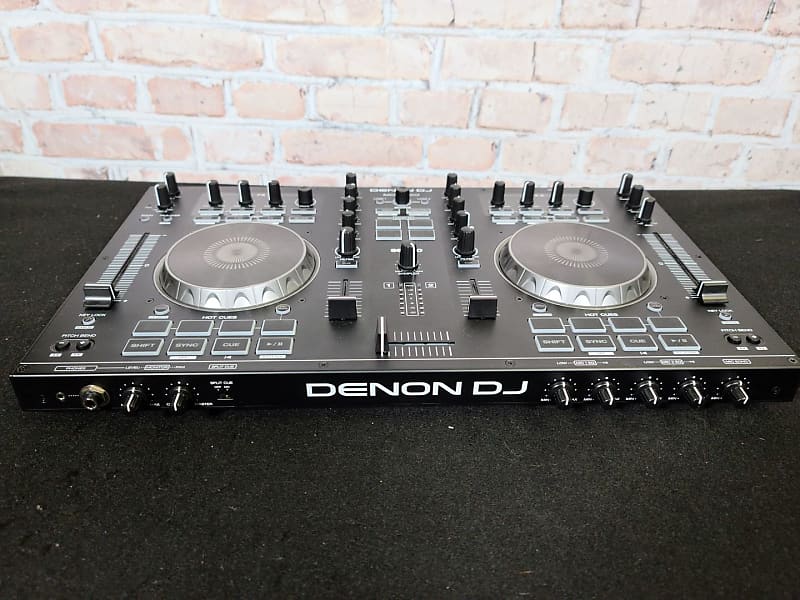 DENON MC4000 DJ Controller