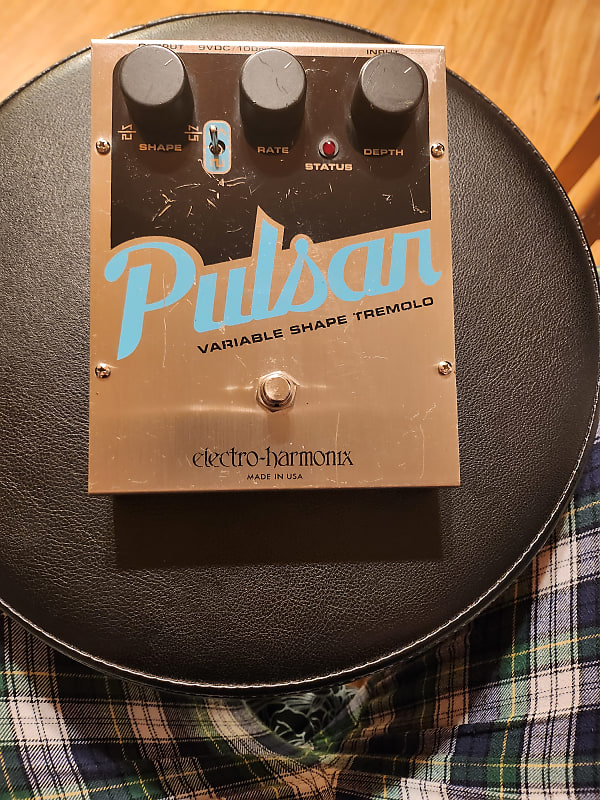 Electro-Harmonix Pulsar