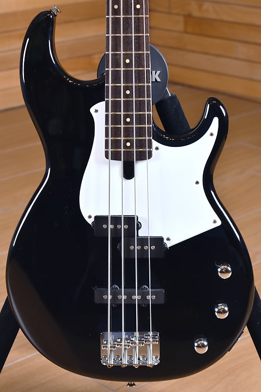 Yamaha BB234 - Black