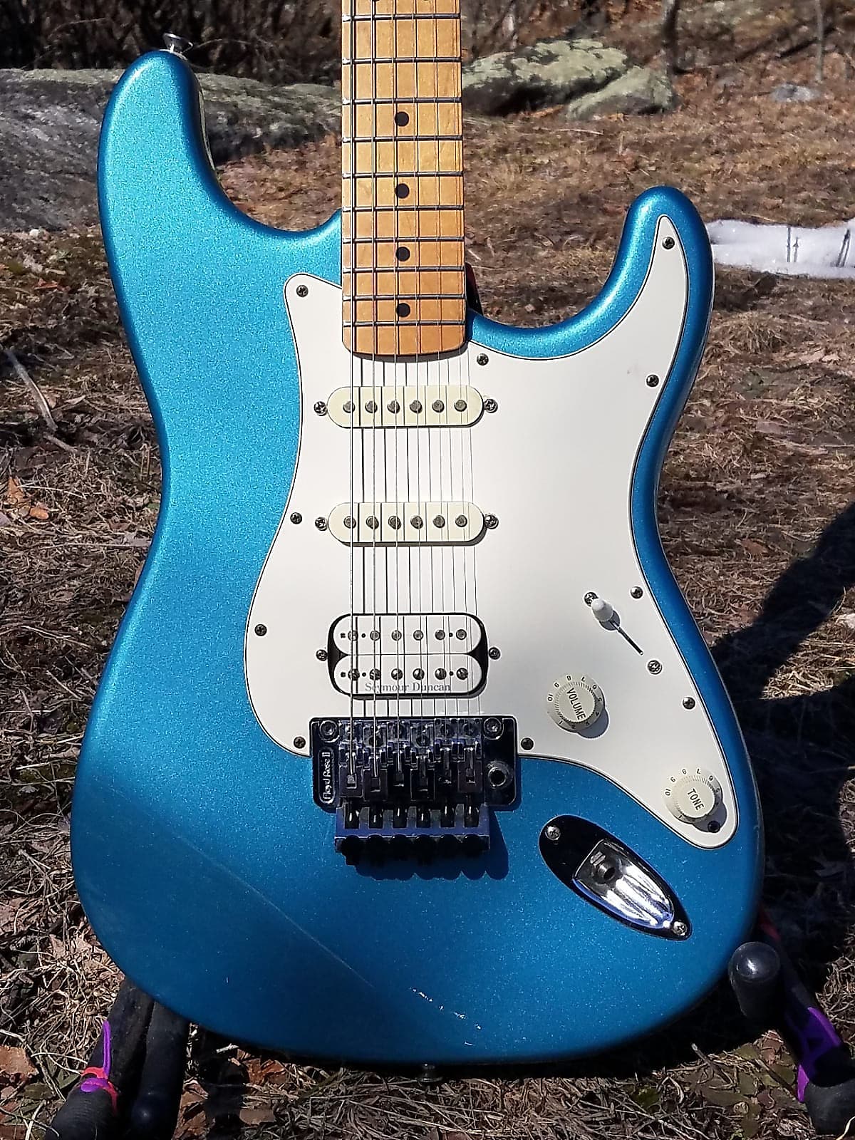 Squier Standard Fat Stratocaster with Floyd Rose | Reverb