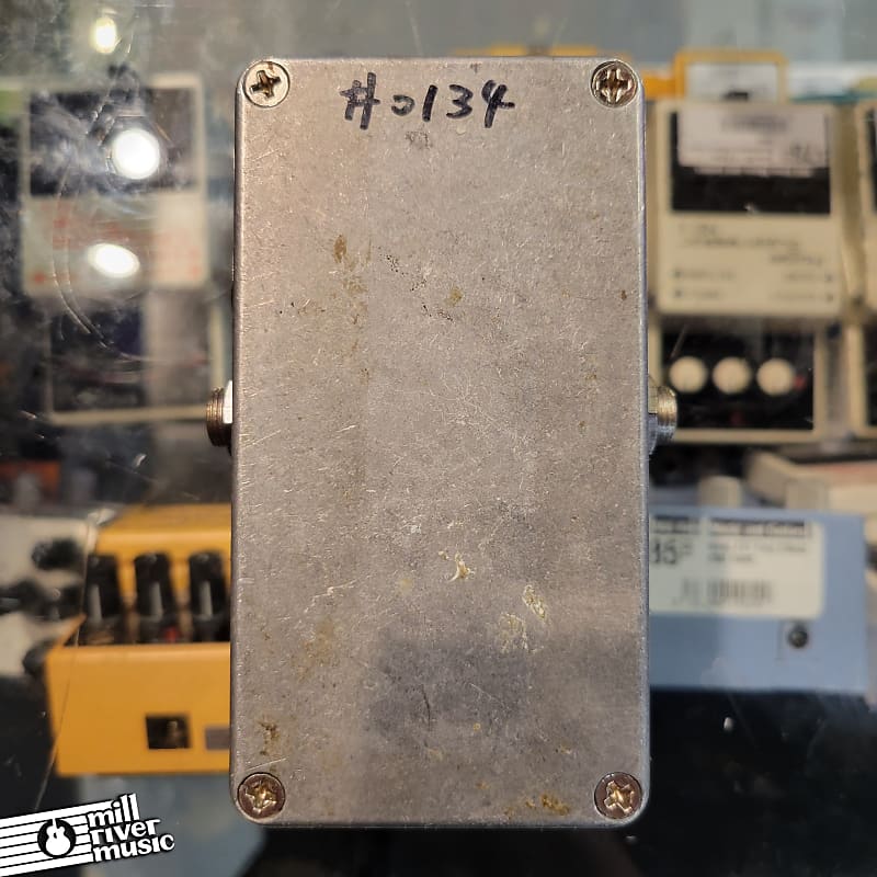 A.Y.A. Tokyo Japan R-Comp Compressor Effects Pedal Used | Reverb