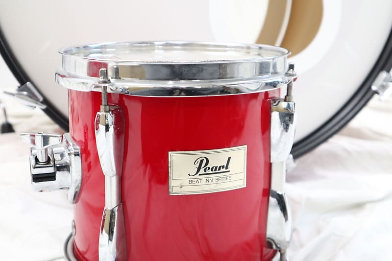 USED PEARL BEAT INN Drum Set 22x16BD, 16x16FT, 14x12TT, 12x10TT, 10x8TT,  8x8TT RED