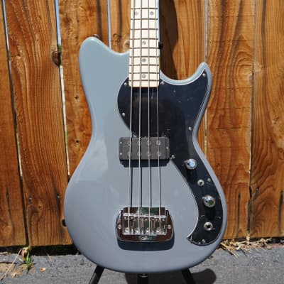 G&L USA Fullerton Deluxe Fallout Pearl Grey 4-String 30” Short Scale Bass w/ Deluxe Gig Bag NOS image 7
