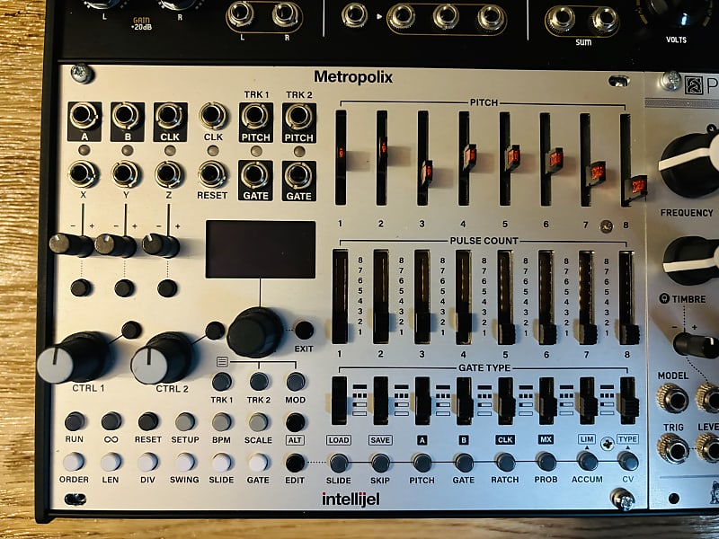 Intellijel Metropolix