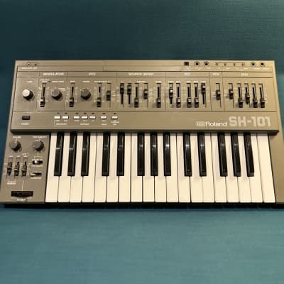 Roland SH-101 1982-1986