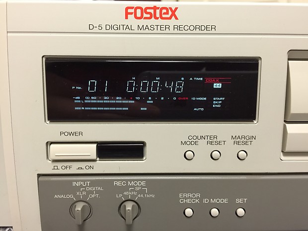 商品画像：FOSTEX フォステクス DATデッキ D−5 デジタルマスターレコーダー 4